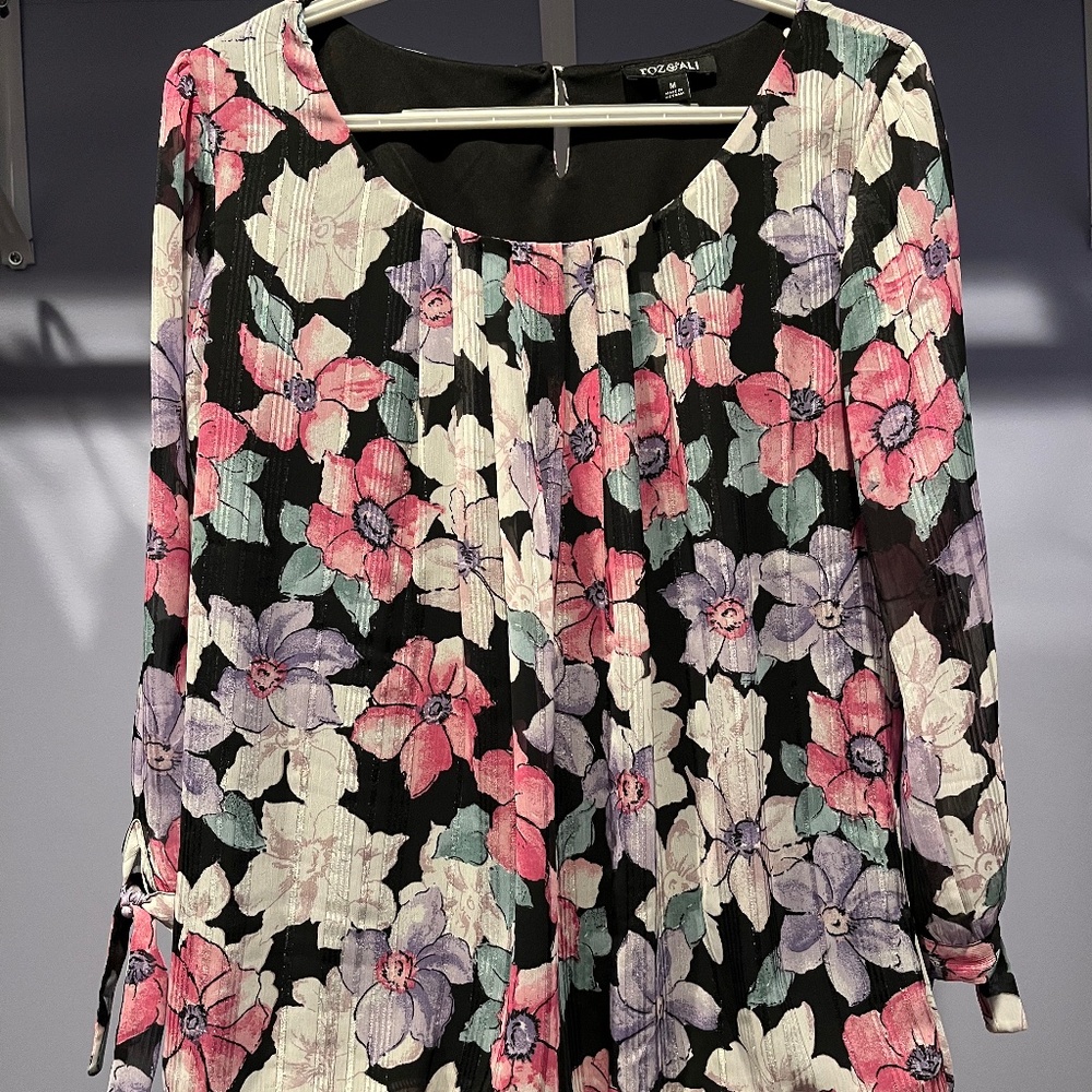 Roz & Ali Medium Floral Top